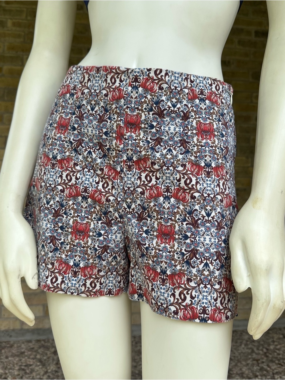 Zara Multicolor Patterned High Waisted Shorts